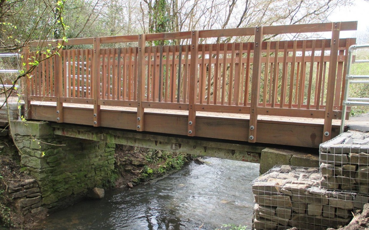 Low Maintenance Cycle Bridge - Ref 4295